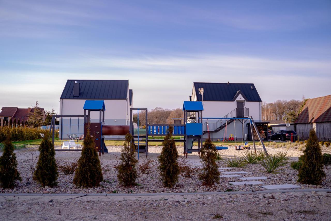 Siedlisko Na Wydmach, Domki Klimatyzowane Leba Exterior photo